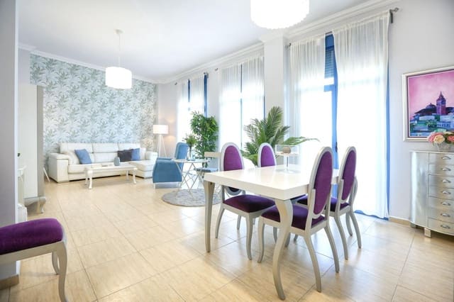 Piso de 3 habitaciones en Ayamonte en venta - 330.000 € (Ref: 9530383)