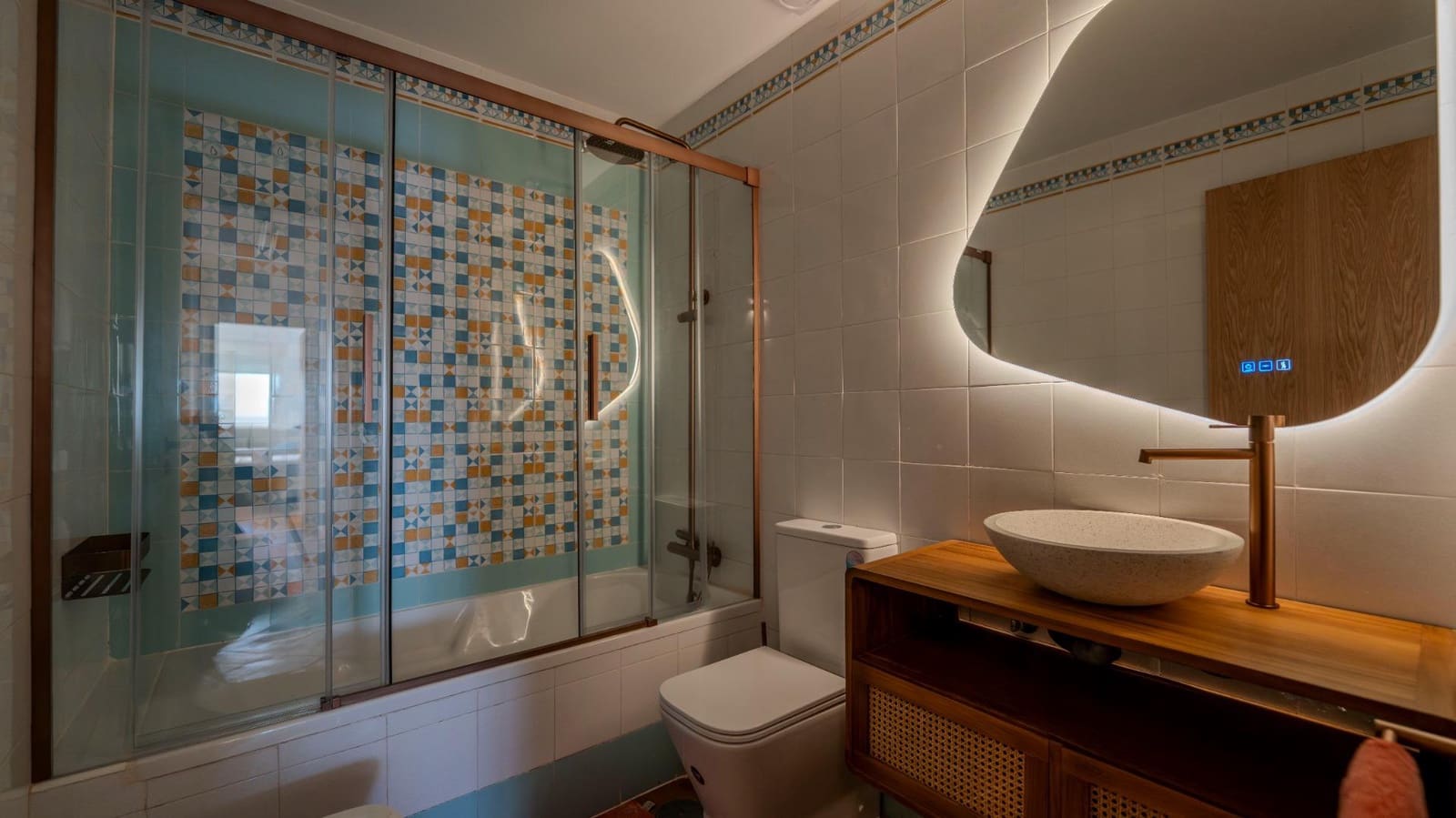 Adosado de 2 habitaciones en Ayamonte en venta con piscina garaje - 299.900 € (Ref: 9541613)