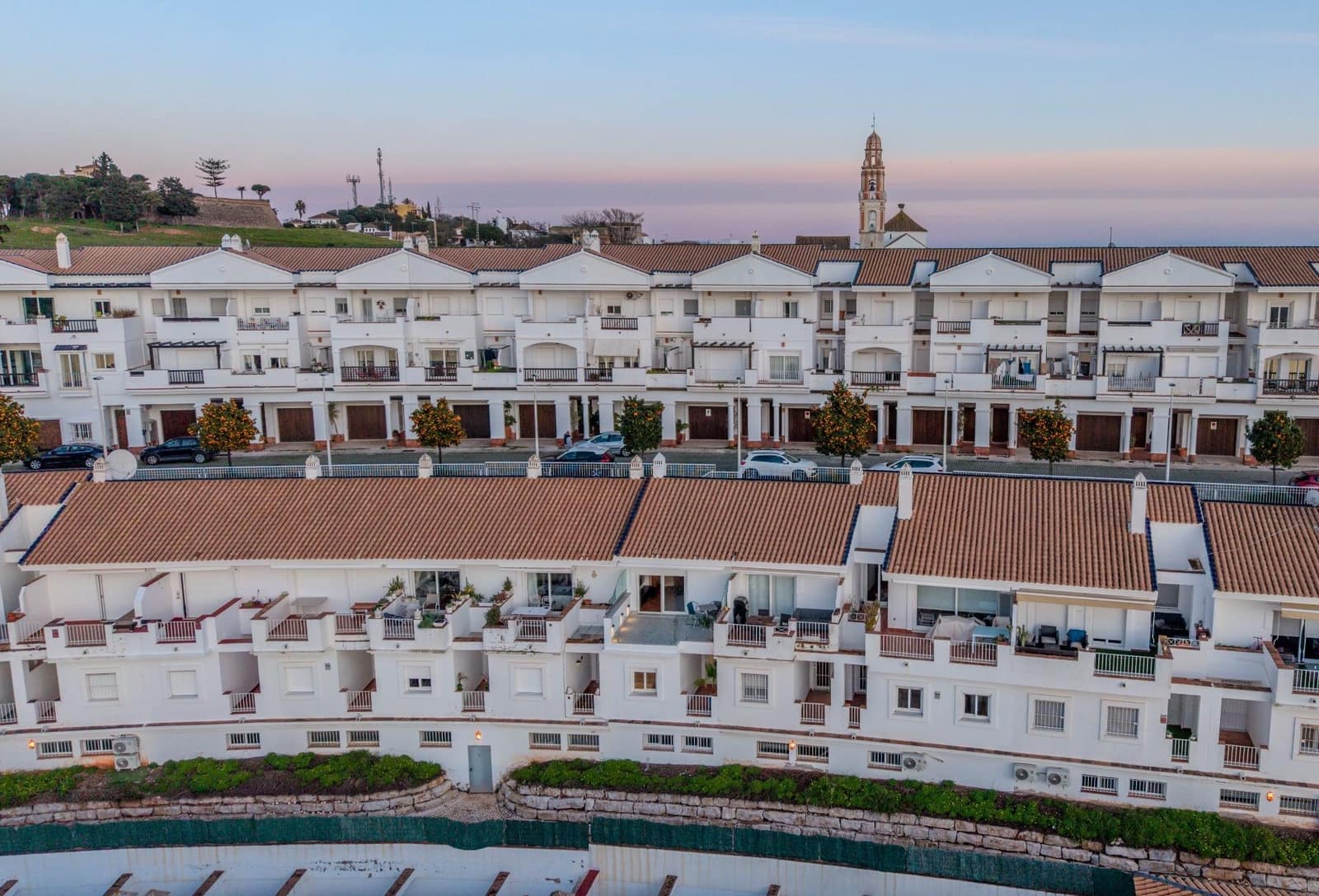 Adosado de 2 habitaciones en Ayamonte en venta con piscina garaje - 299.900 € (Ref: 9541613)