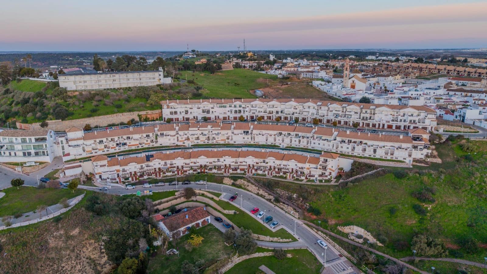 Adosado de 2 habitaciones en Ayamonte en venta con piscina garaje - 299.900 € (Ref: 9541613)