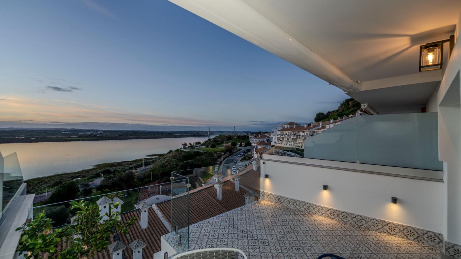 2 bedroom Terraced Villa for sale in Ayamonte with pool garage - € 299,900 (Ref: 9541613)