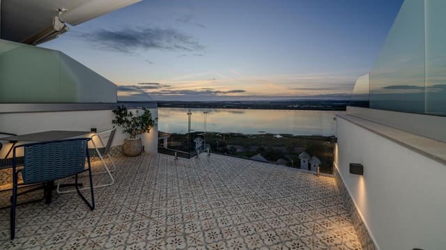 2 makuuhuone Rivitalo myytävänä paikassa Ayamonte mukana uima-altaan 
autotalli - 299 900 € (Ref: 9541613)