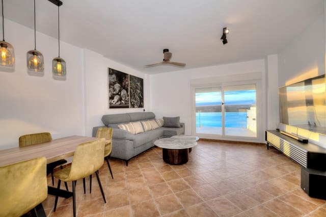 2 soveværelse Rækkehus til salg i Ayamonte med swimmingpool garage - € 299.900 (Ref: 9541613)
