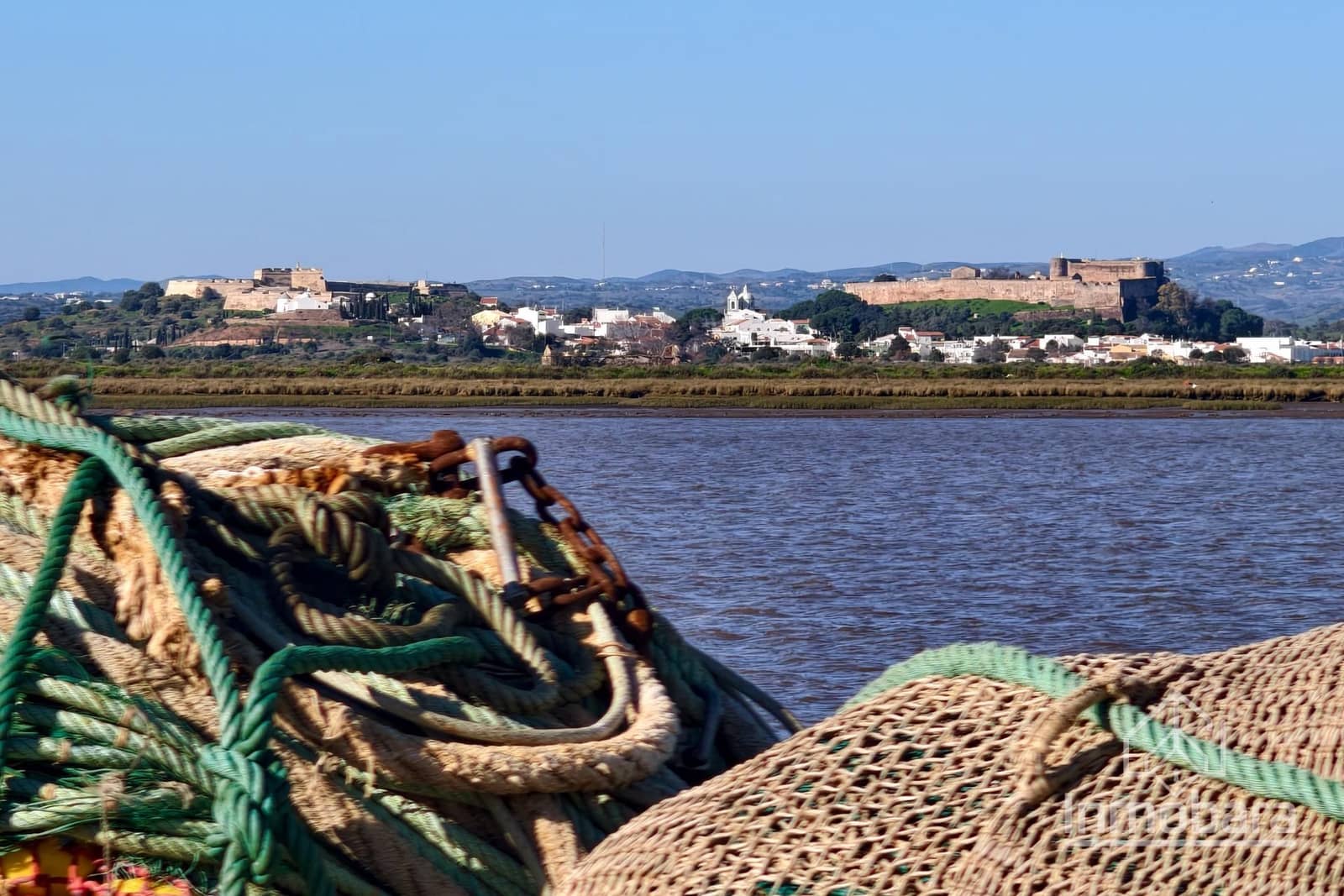 Piso de 3 habitaciones en Ayamonte en venta - 179.000 € (Ref: 9541614)