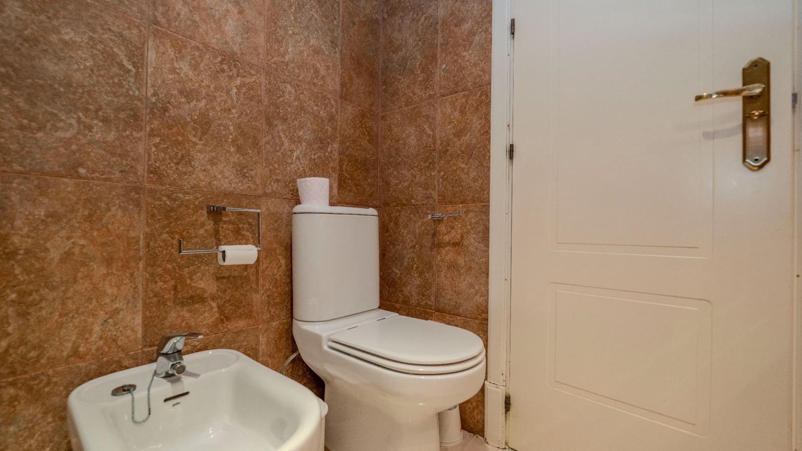 4 quarto Moradia para venda em Isla Canela com piscina - 595 000 € (Ref: 9548415)