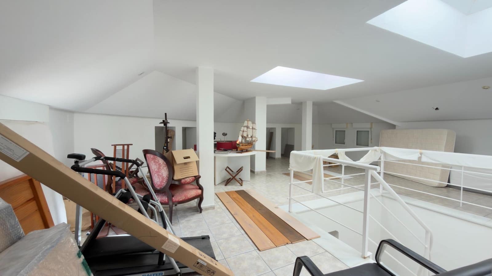 4 quarto Moradia para venda em Isla Canela com piscina - 595 000 € (Ref: 9548415)