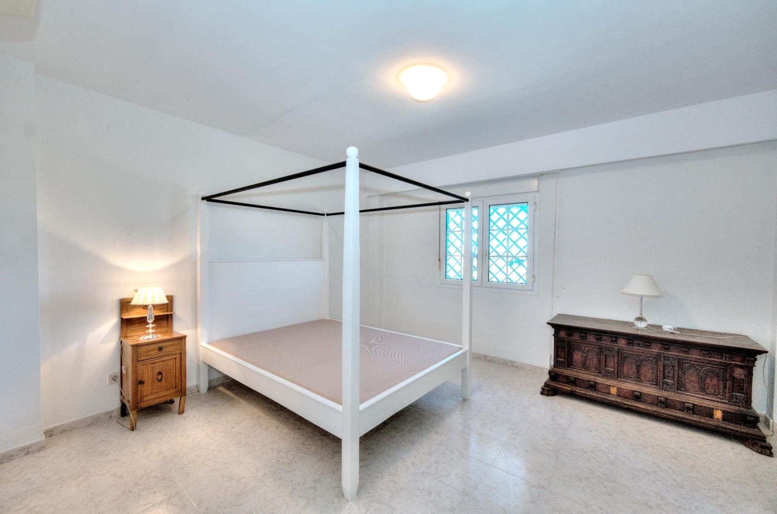 4 quarto Moradia para venda em Isla Canela com piscina - 595 000 € (Ref: 9548415)