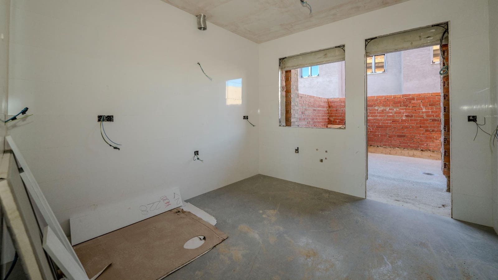 4 bedroom Semi-detached Villa for sale in Ayamonte - € 289,000 (Ref: 9625895)