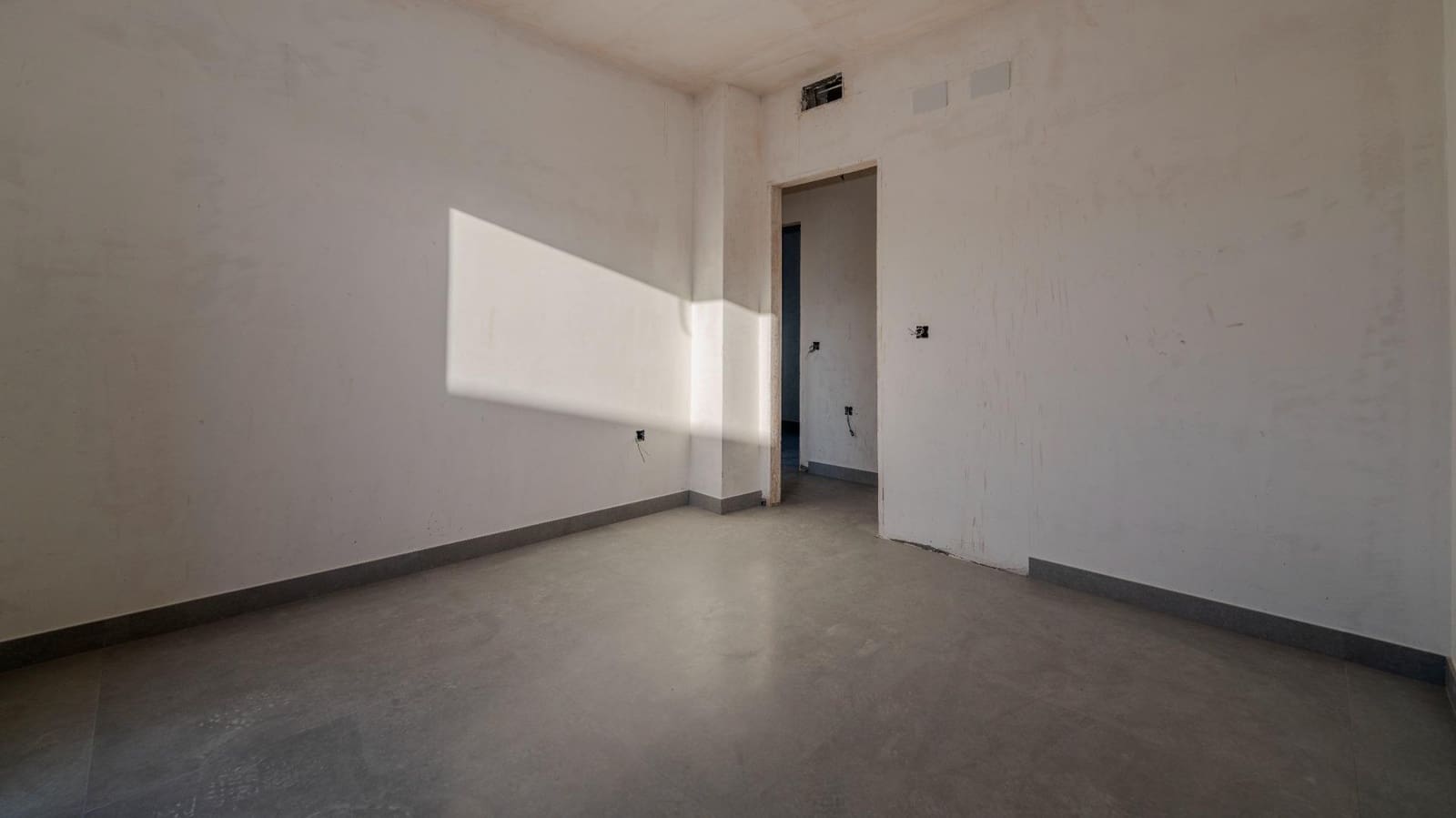 4 bedroom Semi-detached Villa for sale in Ayamonte - € 289,000 (Ref: 9625895)