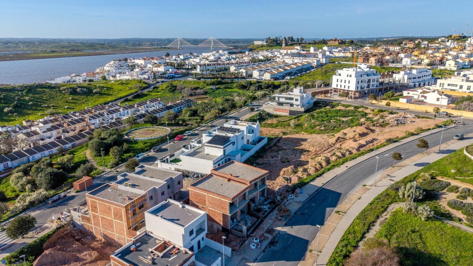 4 chambre Villa/Maison Semi-Mitoyenne à vendre à Ayamonte - 289 000 € (Ref: 9625895)