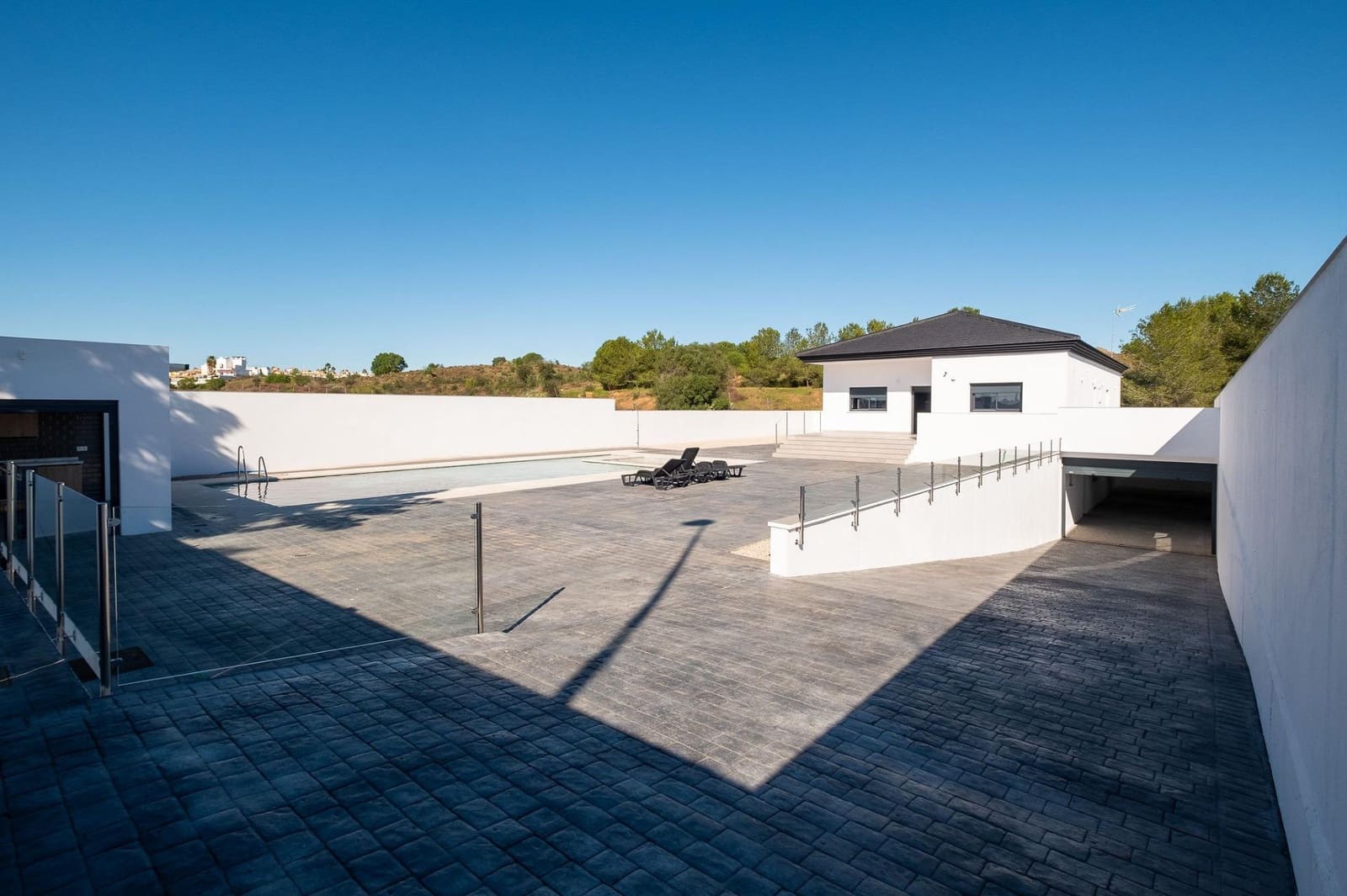 5 bedroom Villa for sale in Ayamonte with pool garage - € 669,000 (Ref: 9696283)