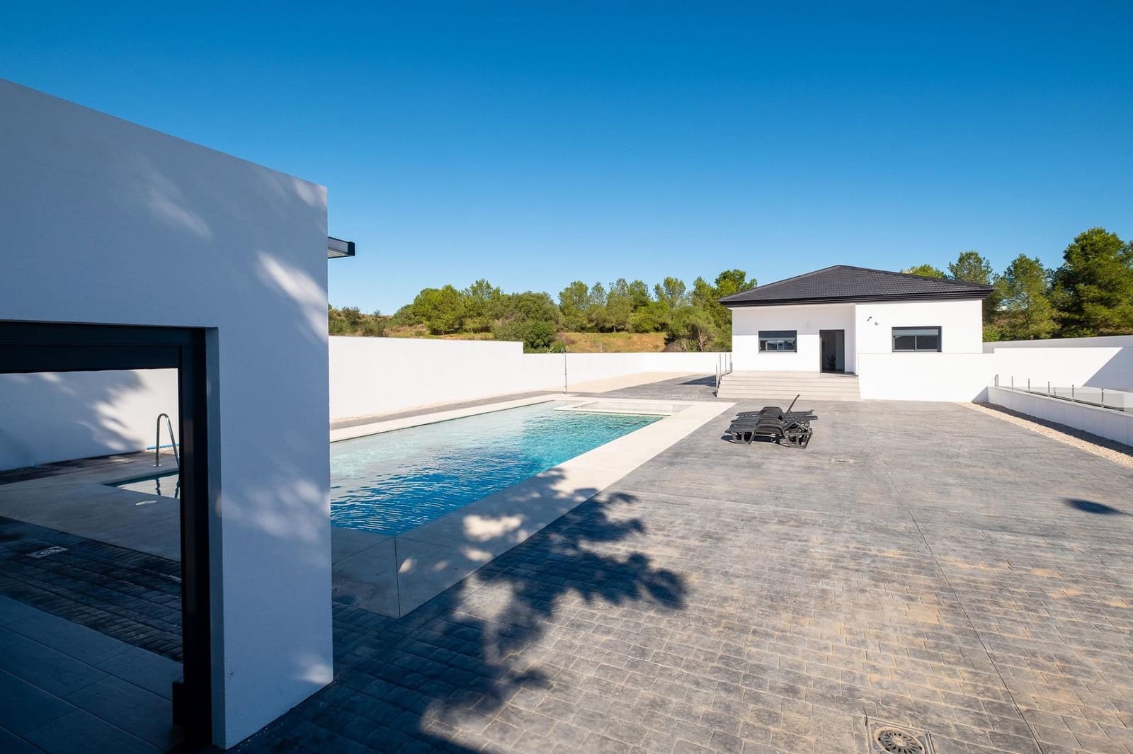 5 bedroom Villa for sale in Ayamonte with pool garage - € 669,000 (Ref: 9696283)