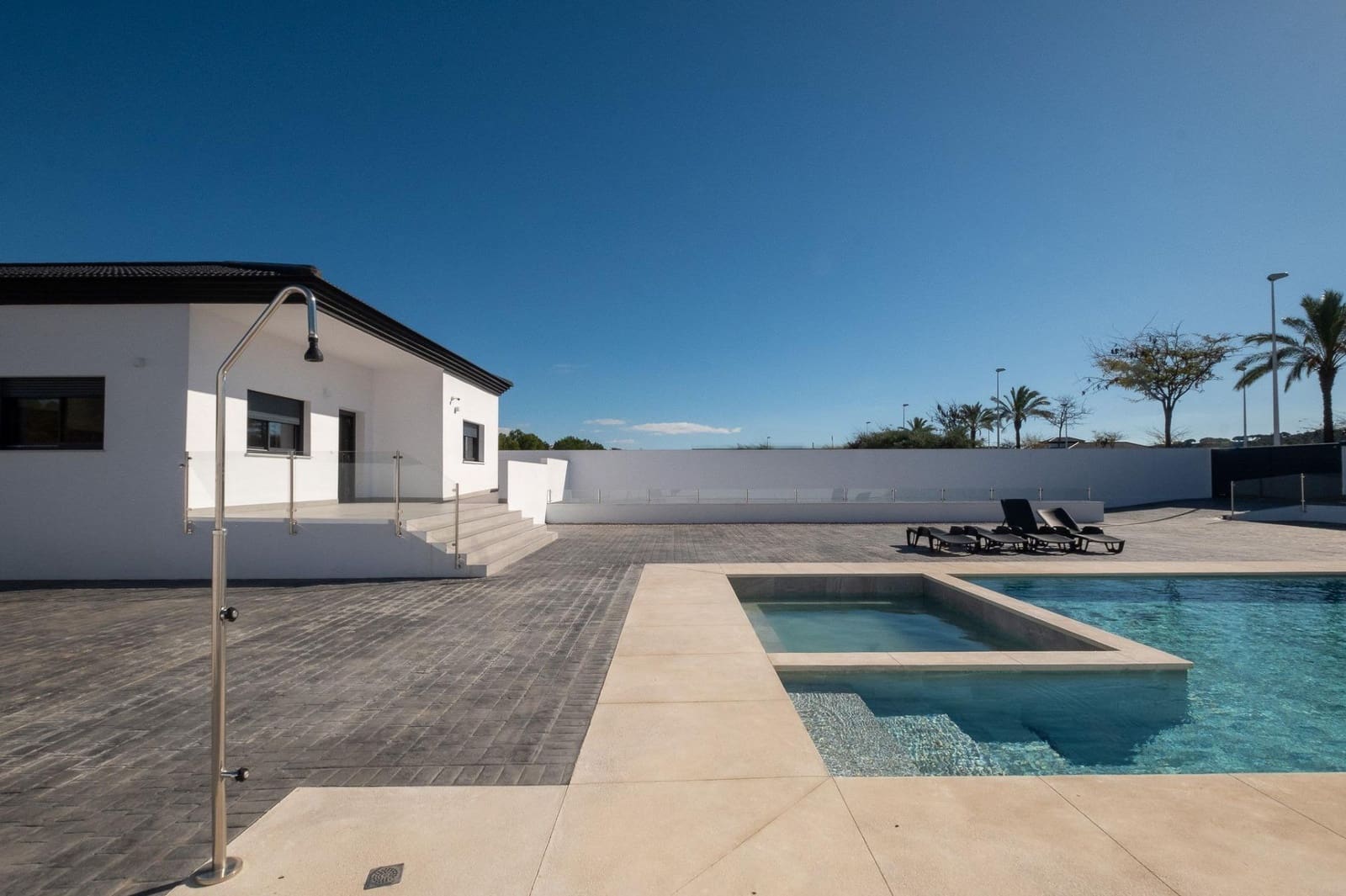 5 bedroom Villa for sale in Ayamonte with pool garage - € 669,000 (Ref: 9696283)