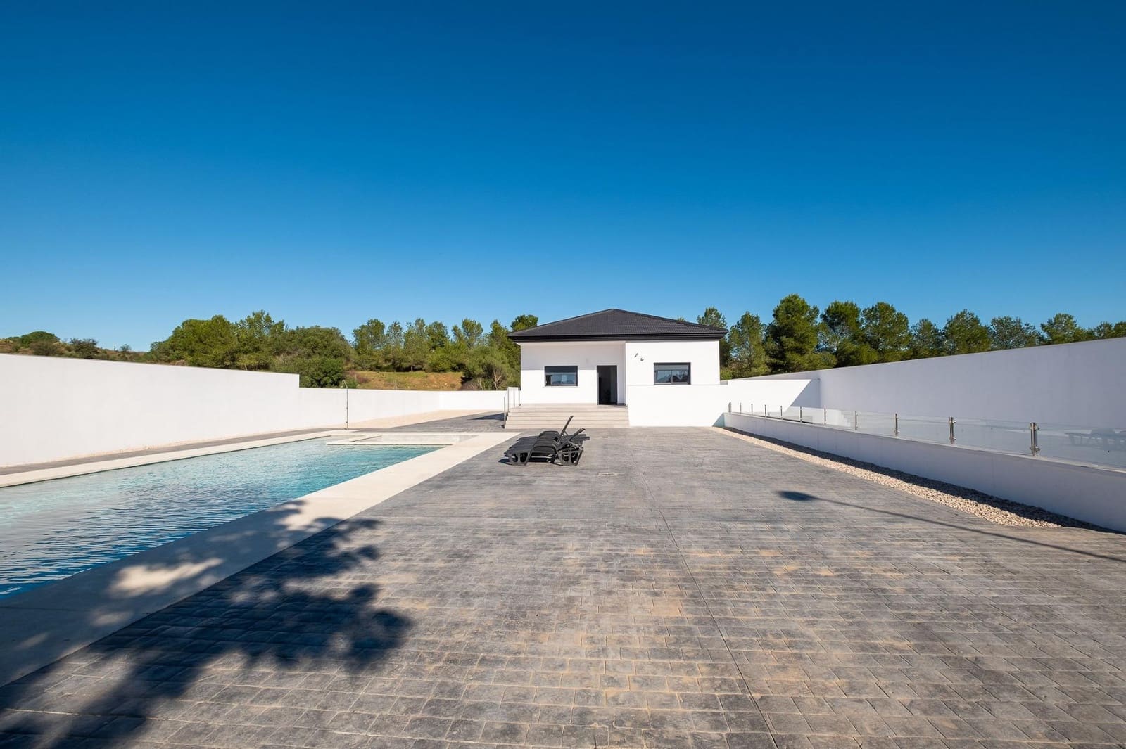 5 bedroom Villa for sale in Ayamonte with pool garage - € 669,000 (Ref: 9696283)