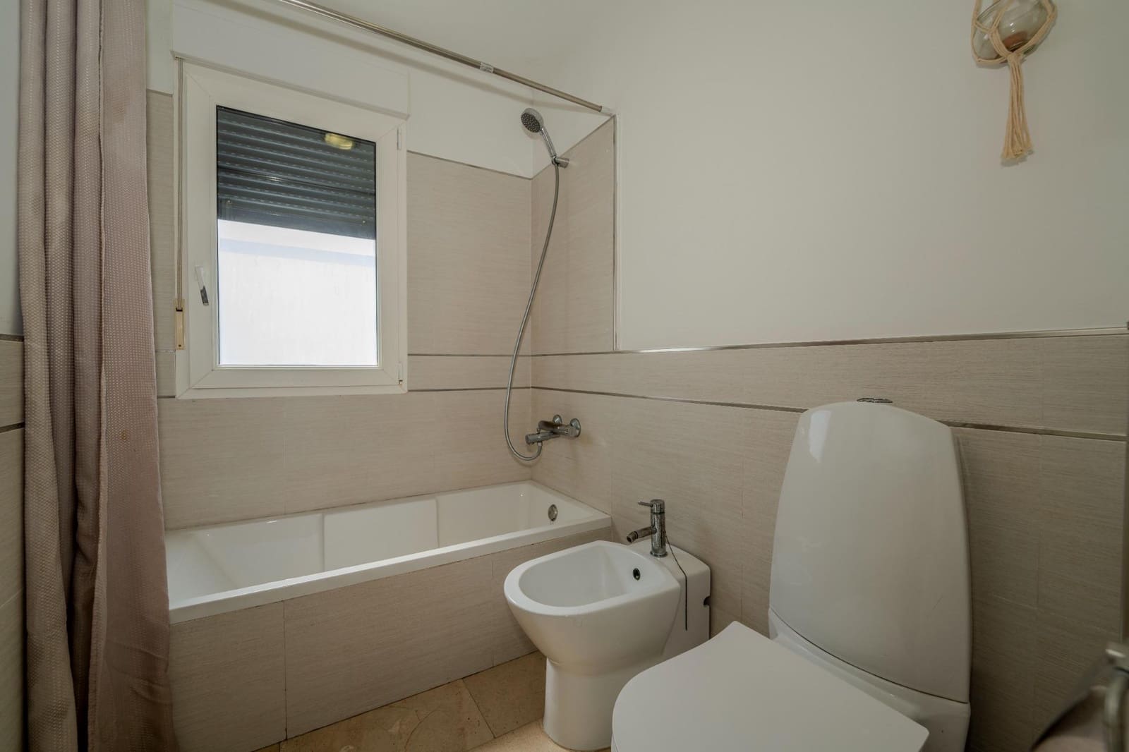 2 bedroom Terraced Villa for sale in Ayamonte with garage - € 209,500 (Ref: 9726824)