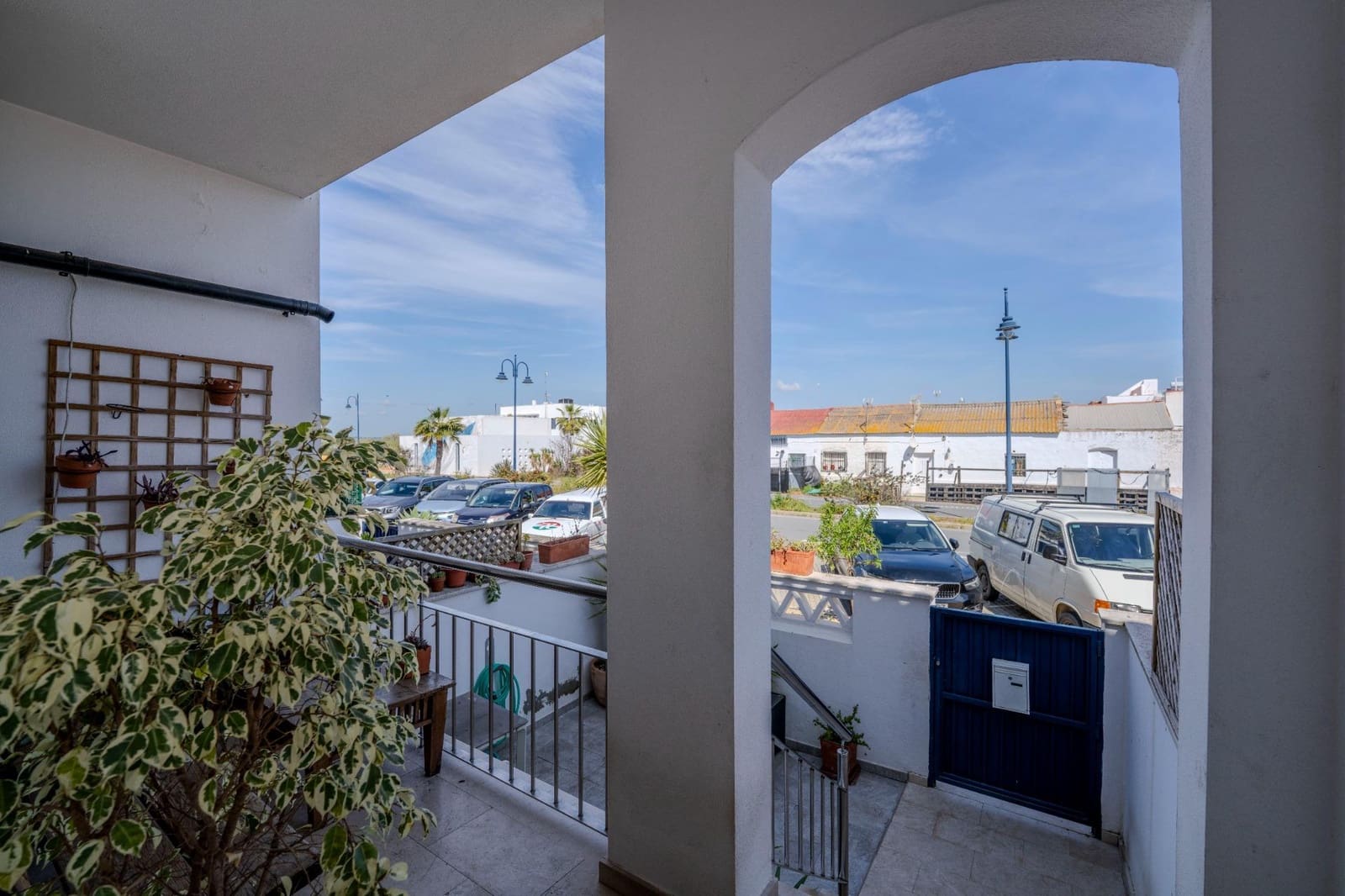 2 bedroom Terraced Villa for sale in Ayamonte with garage - € 209,500 (Ref: 9726824)