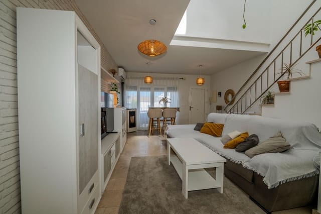 2 makuuhuone Rivitalo myytävänä paikassa Ayamonte mukana 
autotalli - 209 500 € (Ref: 9726824)