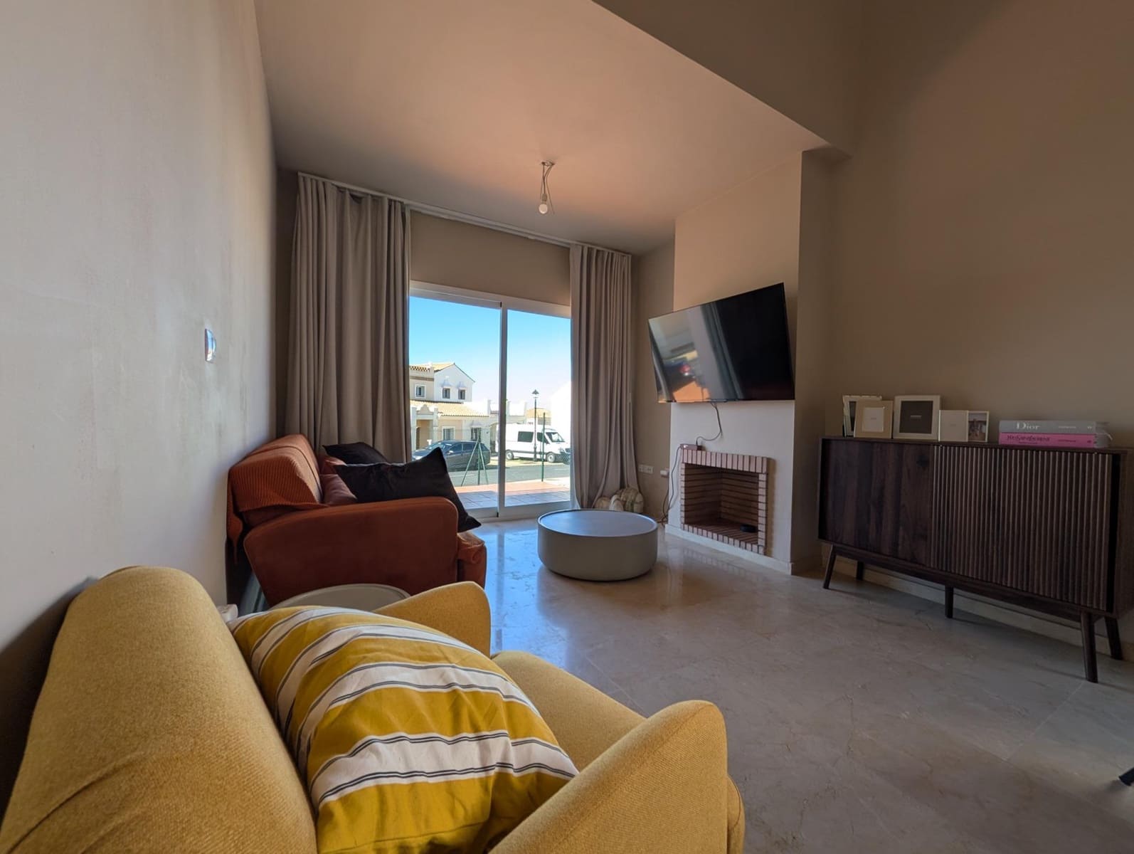 4 bedroom Villa for sale in Ayamonte with pool - € 325,000 (Ref: 9825013)