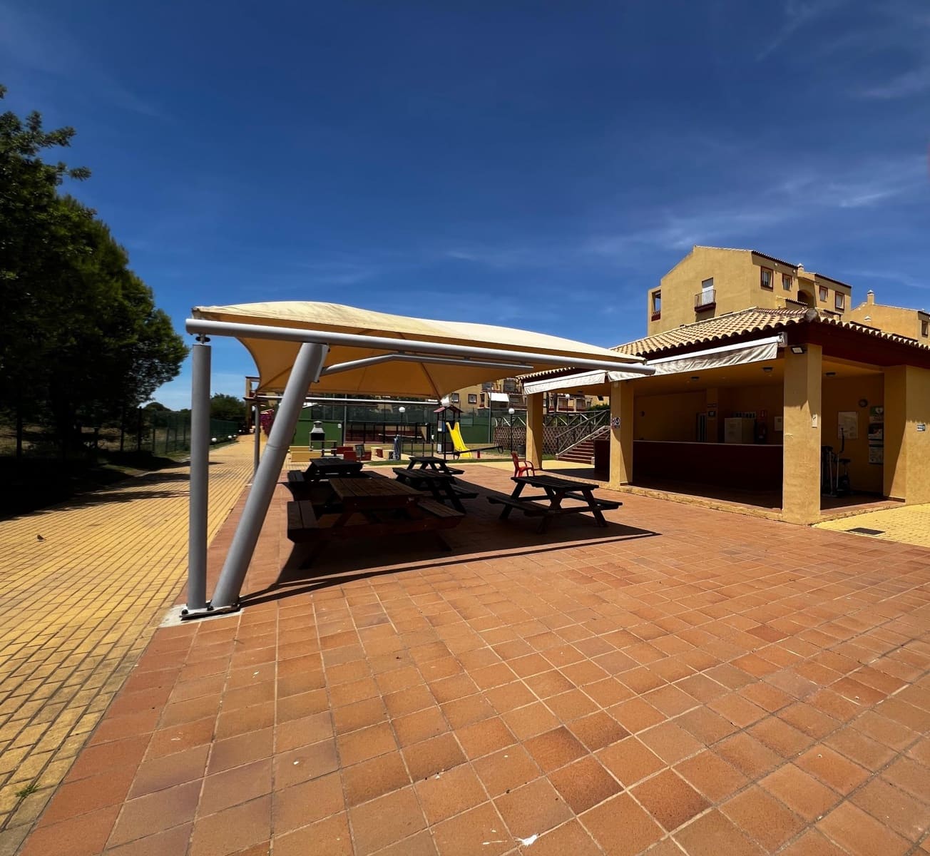 2 sypialnia Apartament na sprzedaż w Ayamonte z basenem - 167 000 € (Ref: 9892540)