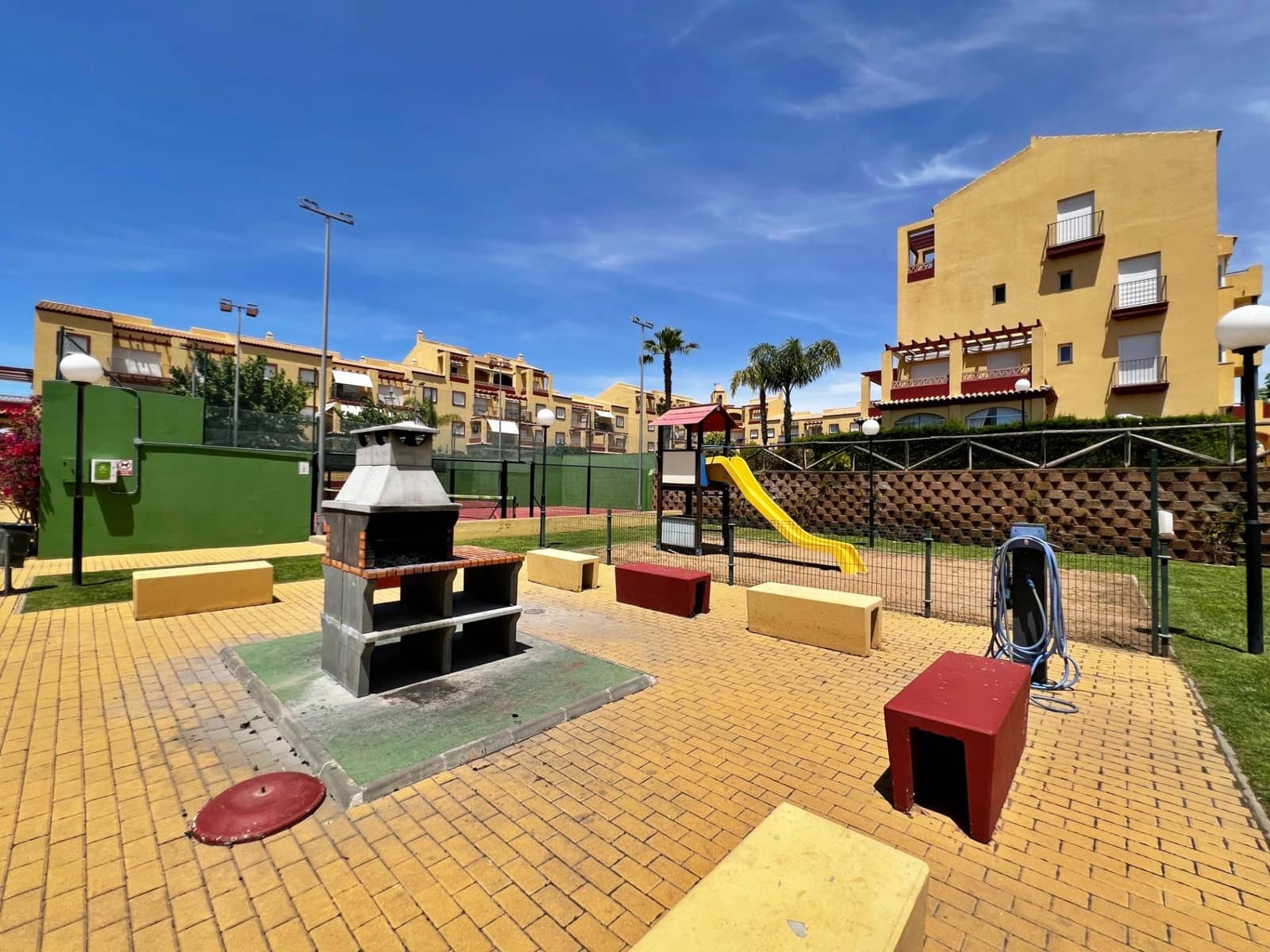 2 sypialnia Apartament na sprzedaż w Ayamonte z basenem - 167 000 € (Ref: 9892540)