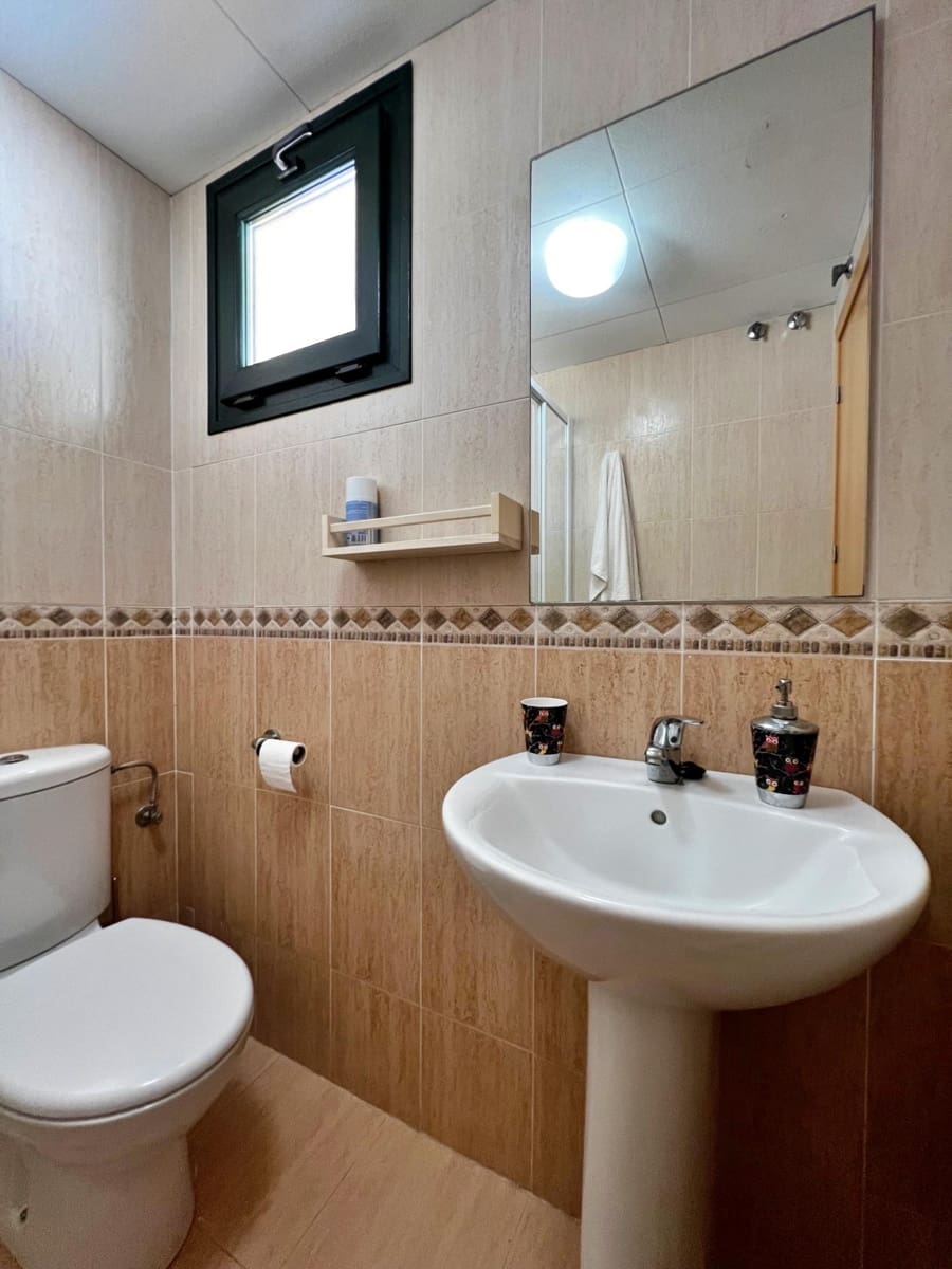 2 soveværelse Rækkehus til salg i Ayamonte med swimmingpool - € 290.000 (Ref: 9949964)