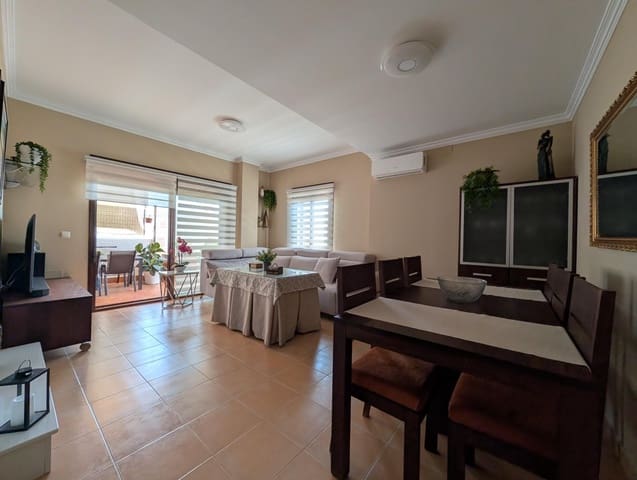 Pareado de 4 habitaciones en Villablanca en venta con piscina - 239.990 € (Ref: 9975587)