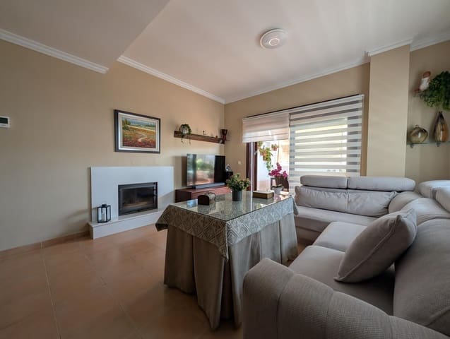 Pareado de 4 habitaciones en Villablanca en venta con piscina - 239.990 € (Ref: 9975587)