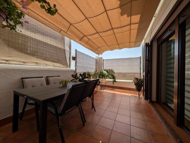 Pareado de 4 habitaciones en Villablanca en venta con piscina - 239.990 € (Ref: 9975587)
