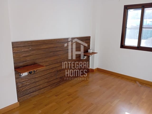 3 bedroom Townhouse for sale in Corteconcepción - € 97,000 (Ref: 9428055)