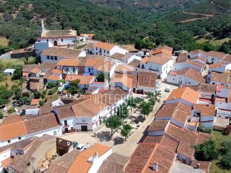 3 bedroom Townhouse for sale in Corteconcepcion - € 97,000 (Ref: 9428055)