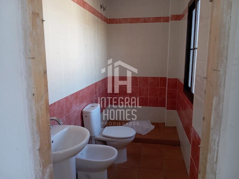 3 bedroom Townhouse for sale in Corteconcepcion - € 98,000 (Ref: 9428056)