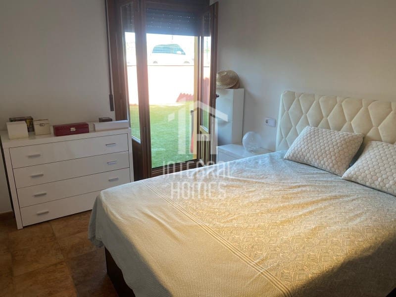 3 bedroom Flat for sale in Ayamonte with garage - € 179,000 (Ref: 9428061)