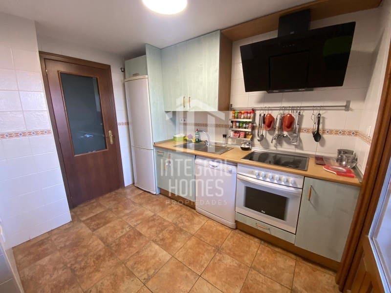 3 bedroom Flat for sale in Ayamonte with garage - € 179,000 (Ref: 9428061)