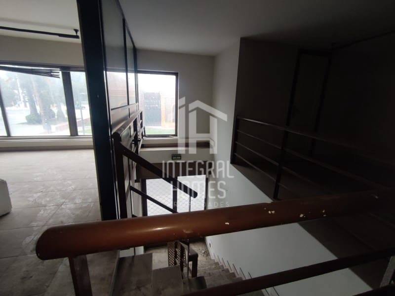 Office for sale in Huelva city - € 345,000 (Ref: 9428065)