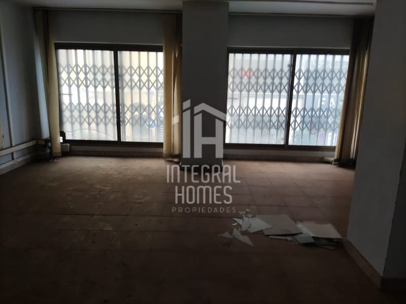 Office for sale in Huelva city - € 345,000 (Ref: 9428065)