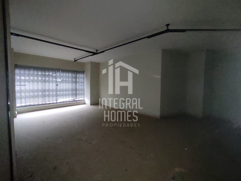 Office for sale in Huelva city - € 345,000 (Ref: 9428065)