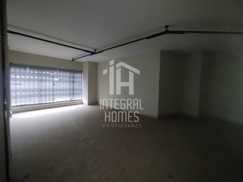 Office for sale in Huelva city - € 345,000 (Ref: 9428065)