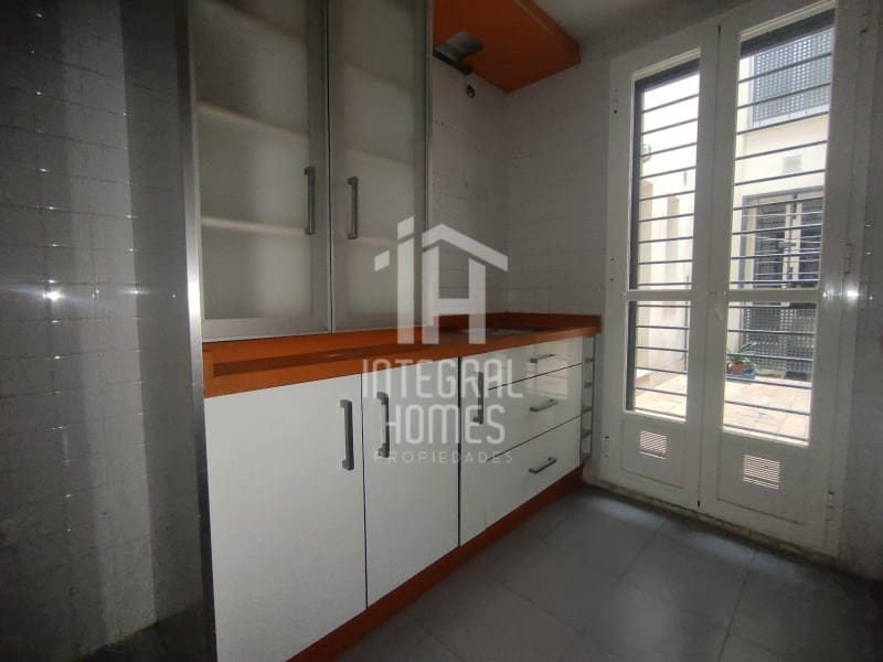 3 bedroom Flat for sale in Huelva city - € 210,000 (Ref: 9428066)