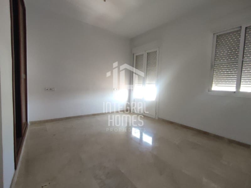 3 bedroom Apartment for sale in Huelva city - € 239,000 (Ref: 9428070)