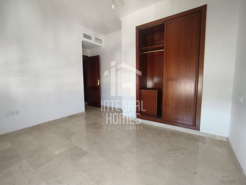 3 bedroom Apartment for sale in Huelva city - € 239,000 (Ref: 9428070)