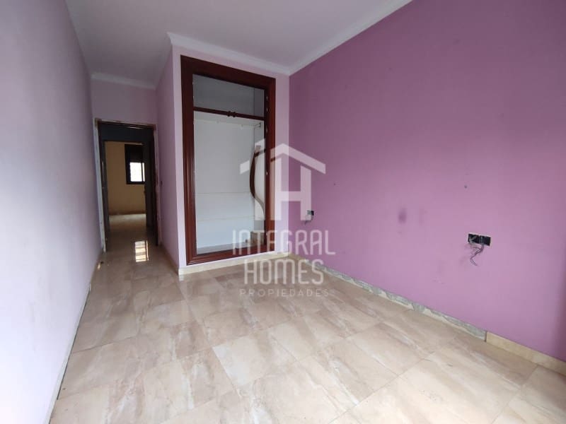 2 bedroom Townhouse for sale in La Palma del Condado - € 165,200 (Ref: 9428072)