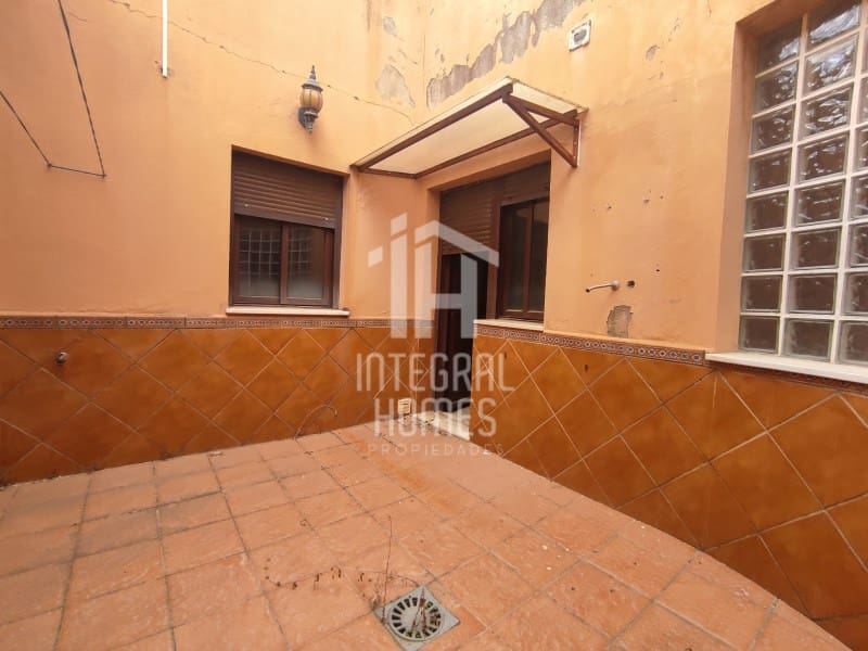 2 bedroom Townhouse for sale in La Palma del Condado - € 165,200 (Ref: 9428072)