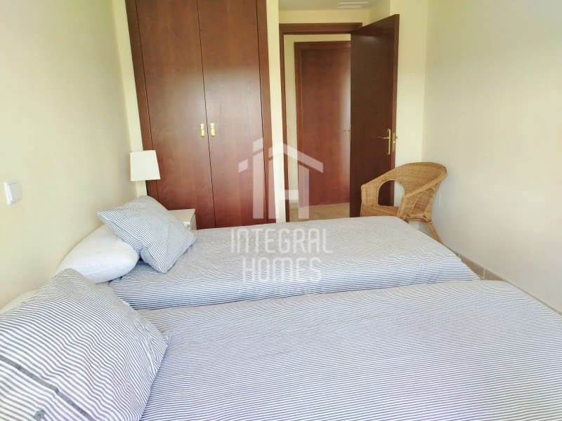 2 bedroom Penthouse for sale in Ayamonte with garage - € 149,500 (Ref: 9428073)