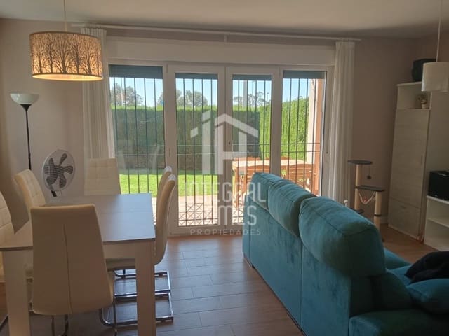 Casa de 3 habitaciones en Ayamonte en venta con garaje - 225.000 € (Ref: 9428074)