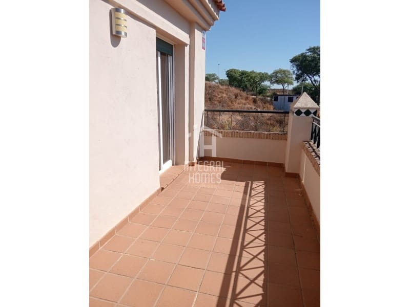 3 bedroom Townhouse for sale in Ayamonte with garage - € 225,000 (Ref: 9428074)