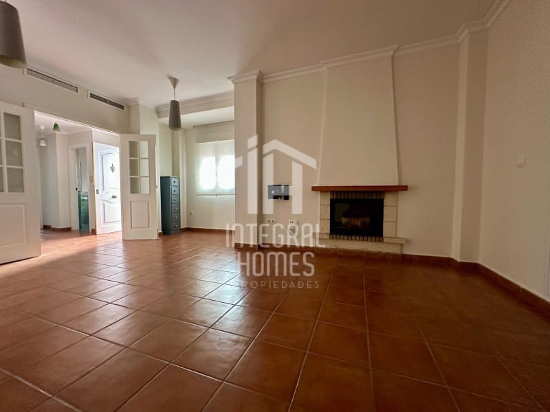 4 bedroom Semi-detached Villa for sale in Ayamonte with garage - € 265,000 (Ref: 9428077)