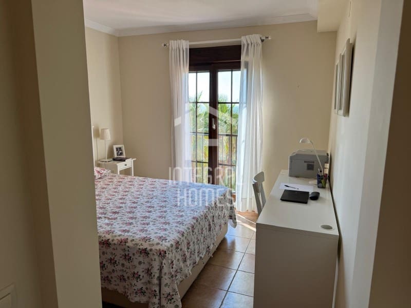 3 bedroom Flat for sale in Isla Canela with garage - € 430,000 (Ref: 9428081)