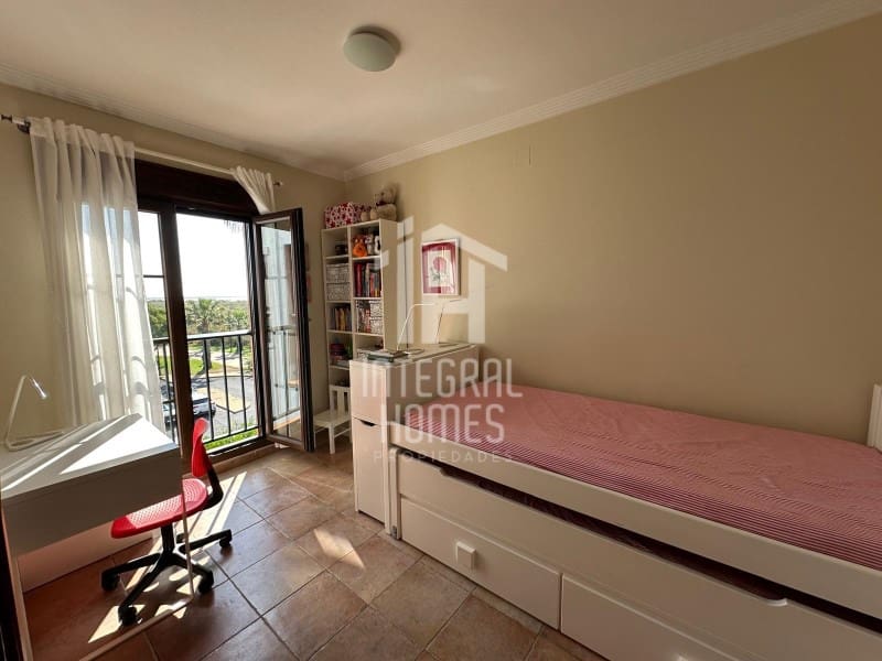 3 bedroom Flat for sale in Isla Canela with garage - € 430,000 (Ref: 9428081)