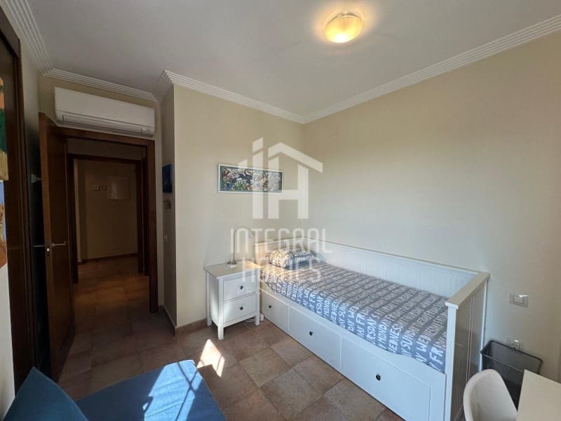 3 bedroom Flat for sale in Isla Canela with garage - € 430,000 (Ref: 9428081)