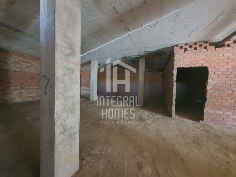 Commercial for sale in Corrales - € 115,000 (Ref: 9428086)